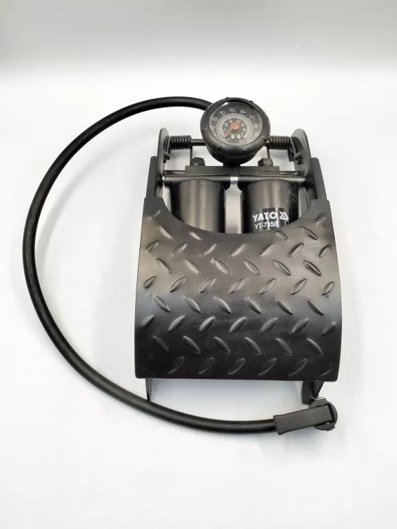 YATO YT-7350 POMPKA NOŻNA DWUTŁOKOWA Z MANOMETREM