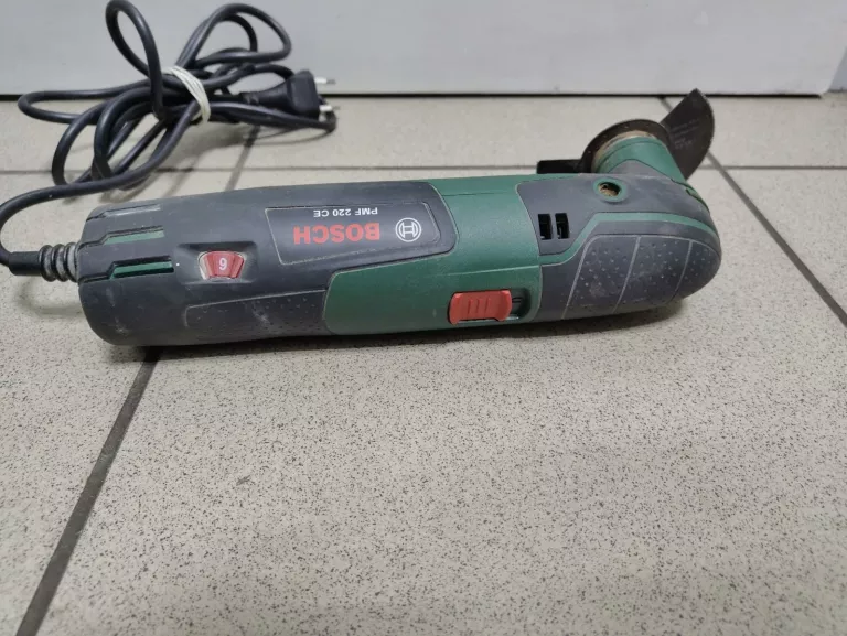 SZLIFIERKA WIELOFUNKCUJNA BOSCH PMF 220 CE WALIZKA