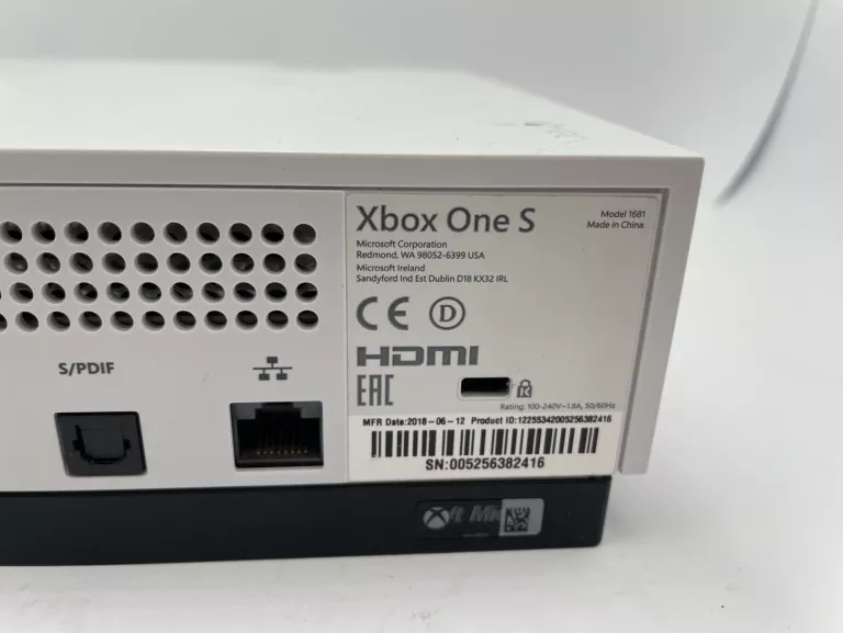KONSOLA XBOX ONE S 1T+PAD+OKABL