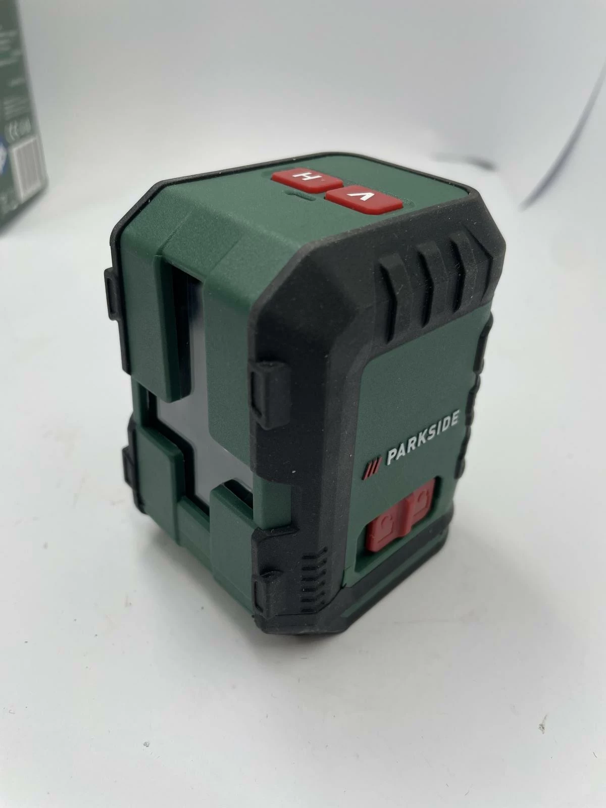 laser-krzyzowy-ze-statywem-pkll-10-b4-ean-gtin-4052916157152