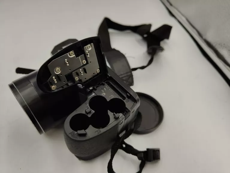 APARAT FUJIFILM FINEPIX S1800