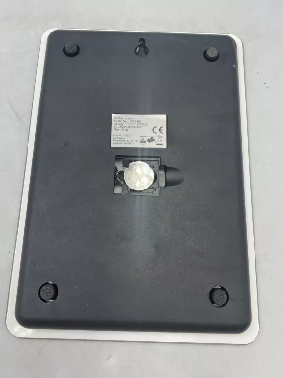 WAGA KUCHENNA ELEKTRONICZNA SZKLANA DO 5 KG