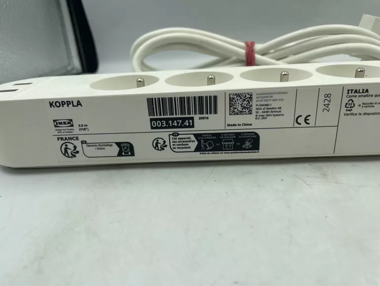 IKEA KOPPLA PRZEDŁUŻACZ 4 GNIAZDKA/2 PORTY USB, BIAŁY, 3.0 M