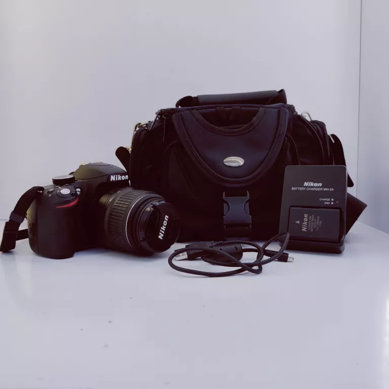 LUSTRZANAKA NIKON D3200 KOMPLET