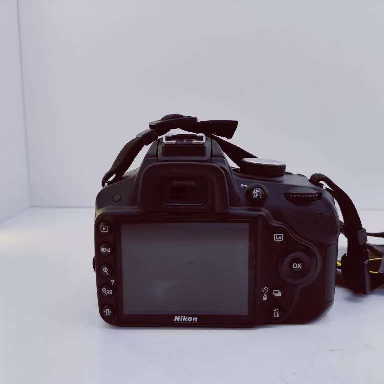 LUSTRZANAKA NIKON D3200 KOMPLET
