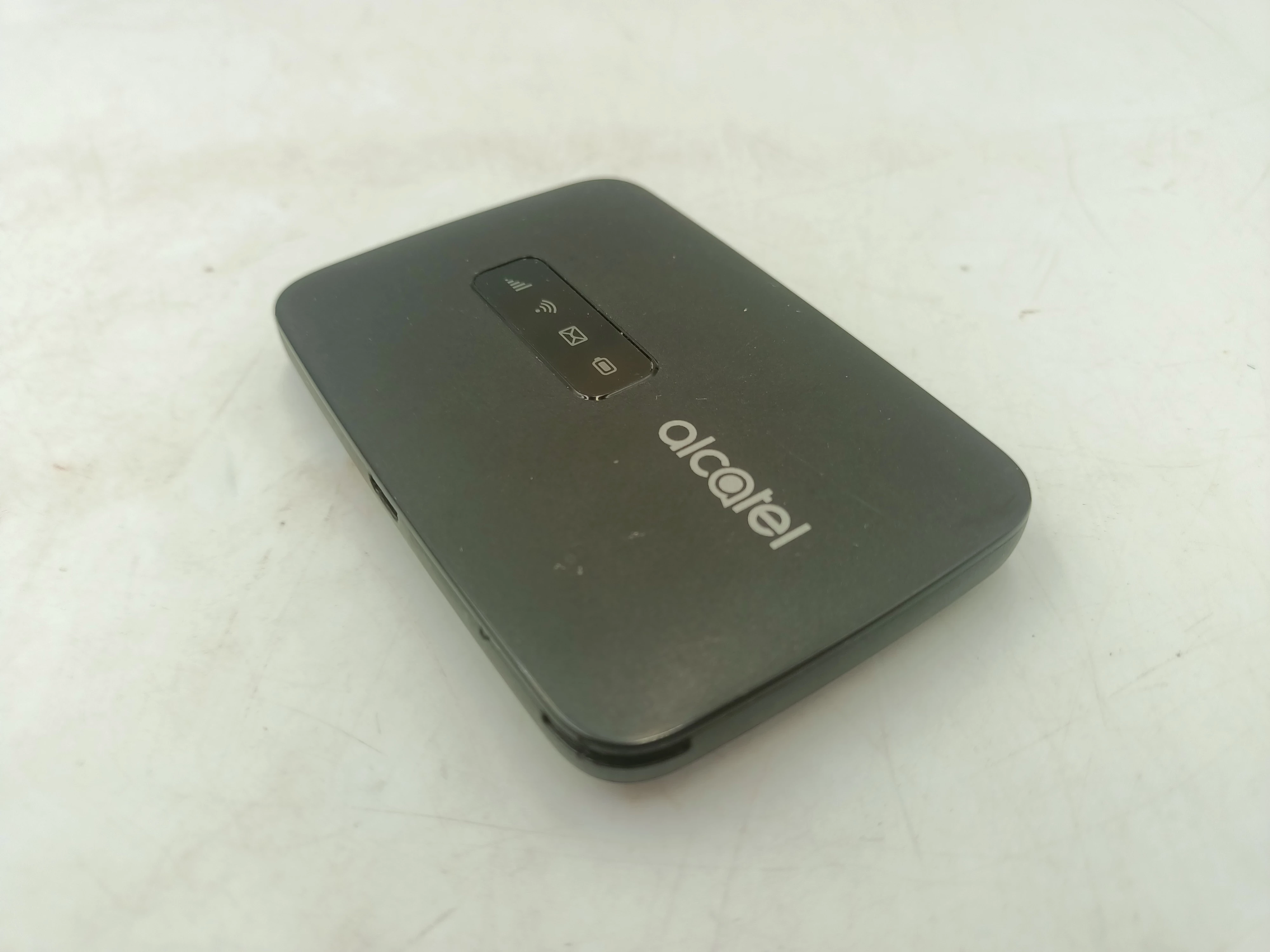 router-alcatel-link-zone-4g-mw40v-komplet-rodzaj-227273-320313