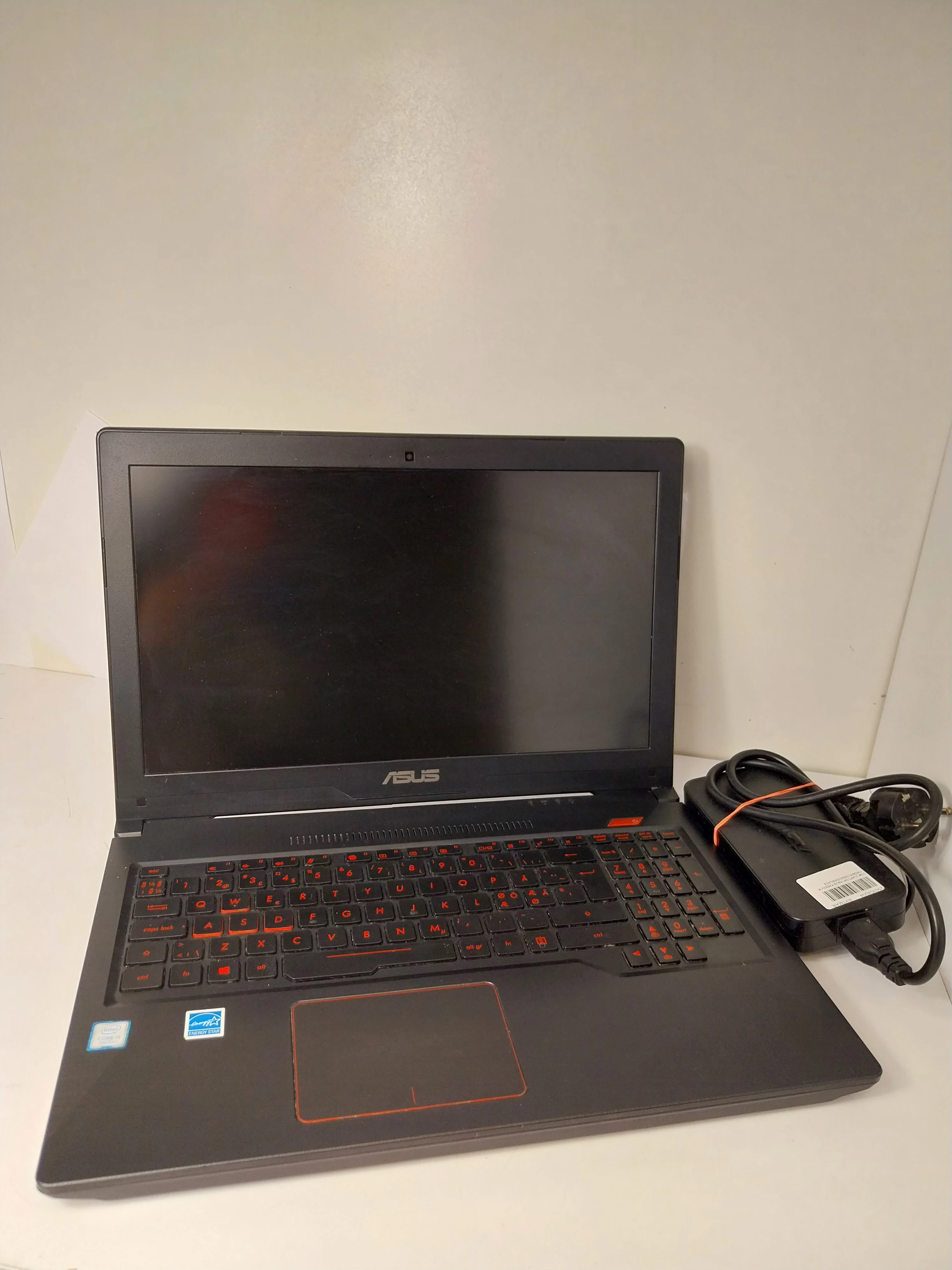 laptop-asus-fx503v-i5-seria-procesora-4366-20