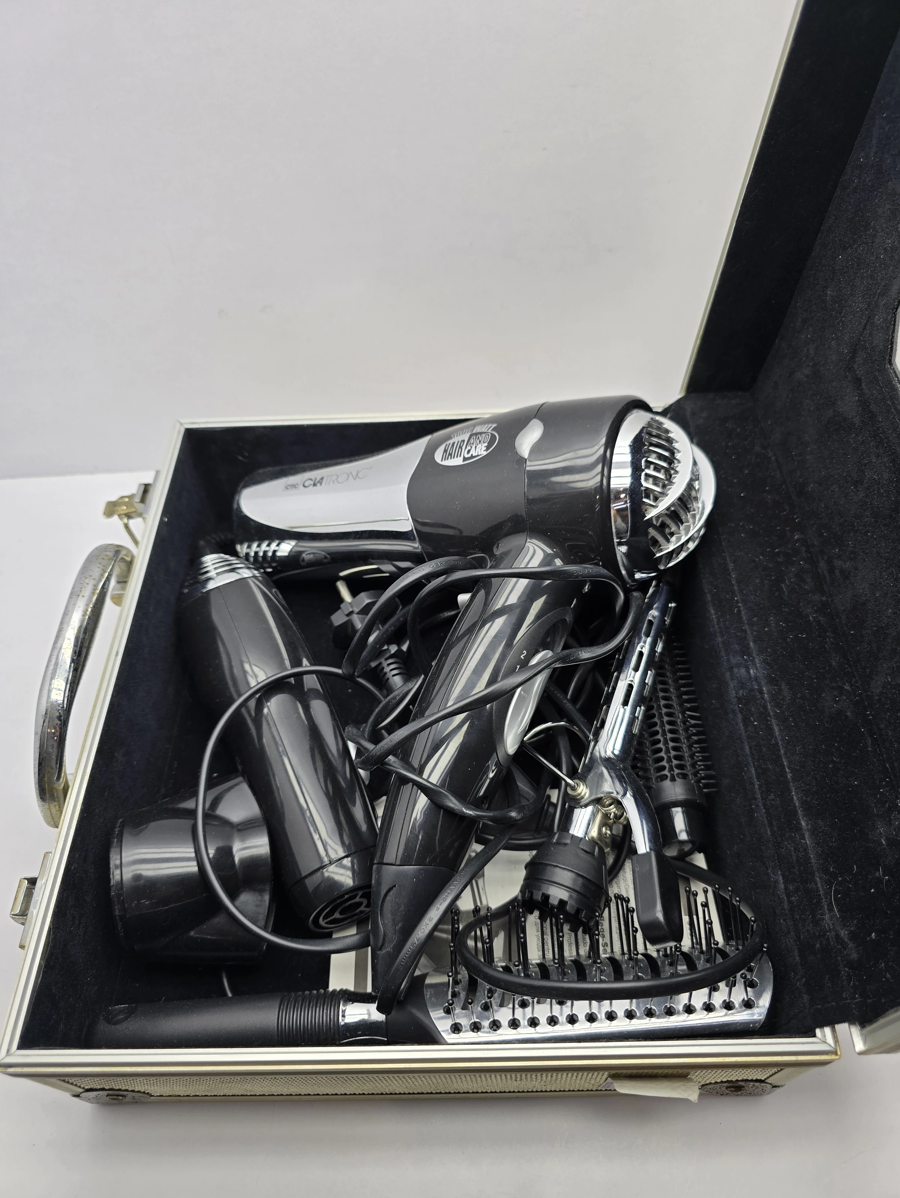 suszarka-lokowka-clatronic-ht-2777-moc-120000