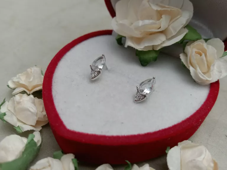 piekne-srebrne-kolczyki-1-g-925-stan-11323-2