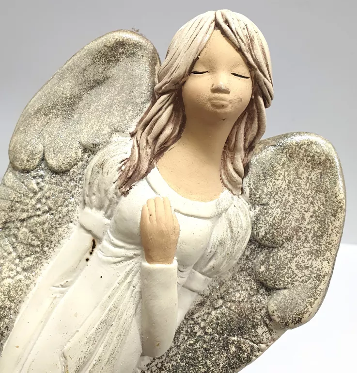 OZDOBA FIGURKA ANIOŁKA - BIAŁO-SREBRNY