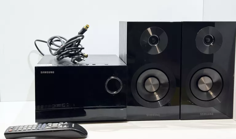 SAMSUNG MM-D330D DOMOWE URZĄDZENIE AUDIO SYSTEM MICRO DOMOWEGO AUDIO 70 W