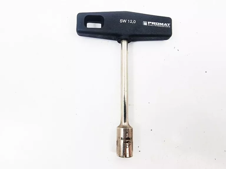 PROMAT - KLUCZ NASADOWY TRZPIENIOWY T (12MM)