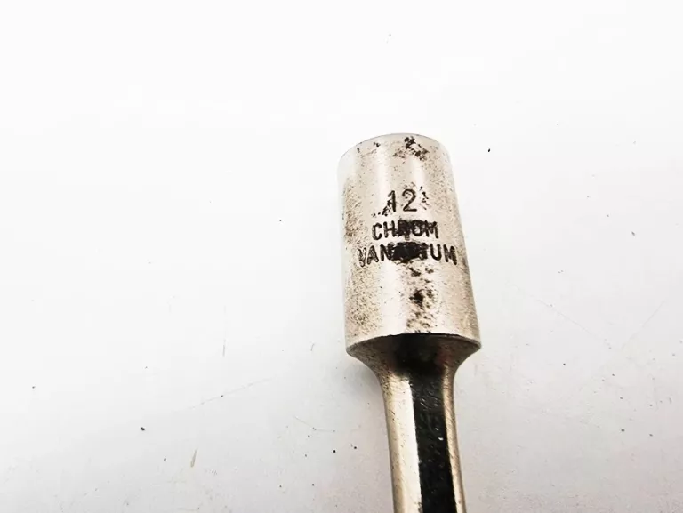 PROMAT - KLUCZ NASADOWY TRZPIENIOWY T (12MM)