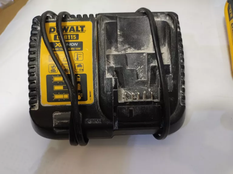 SZLIFIERKA KĄTOWA DEWALT DCG406