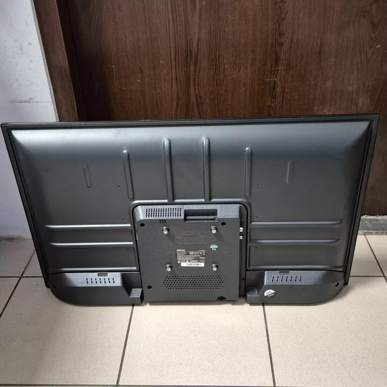 TELEWIZOR SMART TV QILIVE Q32HS231 32" KOMPLET