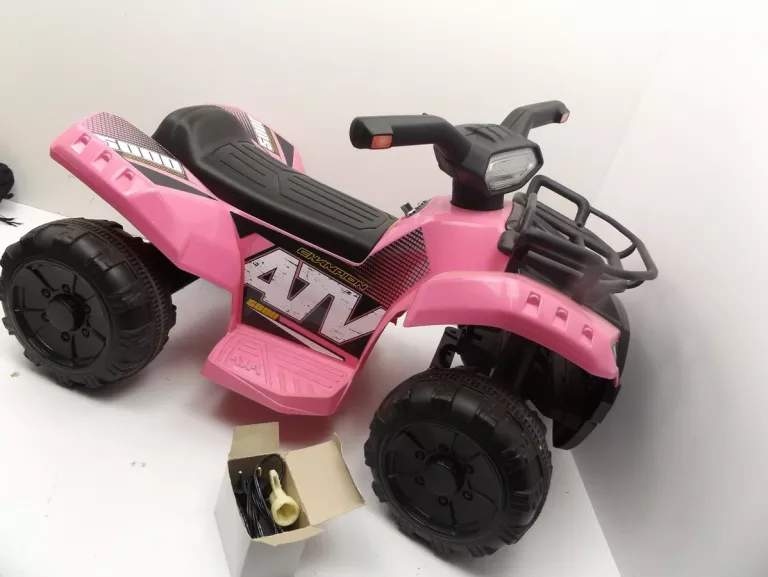 QUAD NA AKUMULATOR RÓŻ ATV CHAMPION 5000 QUAD