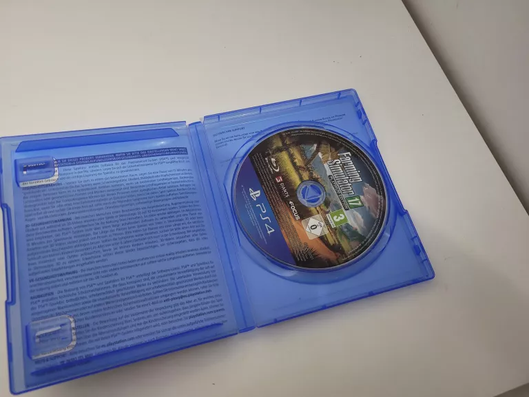 FARMING SIMULATOR 17 PLATINUM EDITION SONY PLAYSTATION 4 (PG)