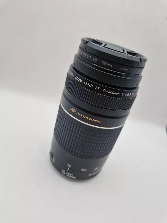 OBIEKTYW CANON EF 75-300MM F/4-5.6 III STAN IDEALNY