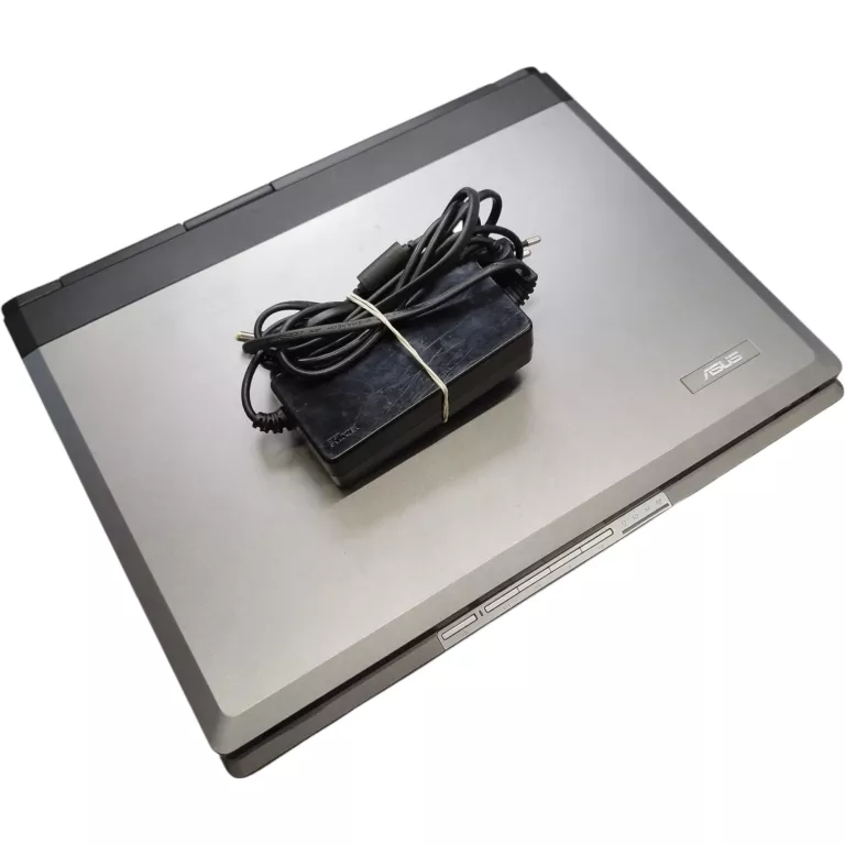 LAPTOP ASUS A6J WIN7 15" NTEL CORE DUO T2400 3GB RAM 120GB HDD + ŁAD -OPIS