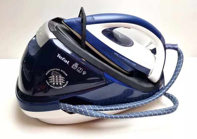 ŻELAZKO PAROWE TEFAL PRO EXPRESS CARE GV9060