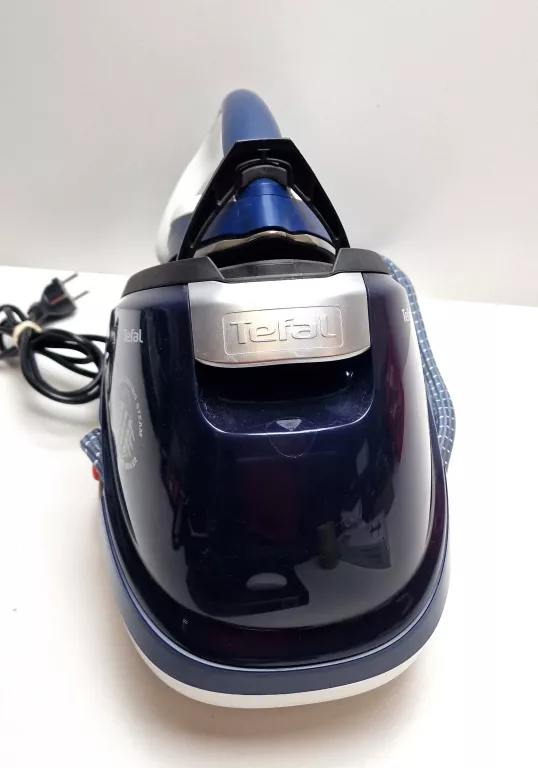 ŻELAZKO PAROWE TEFAL PRO EXPRESS CARE GV9060