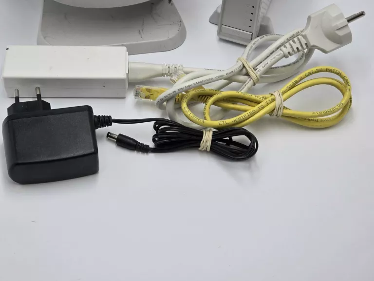 ZESTAW ROUTER T-MOBILE HOME OFFICE BOX 5G ODU IDU OKABLOWANIE