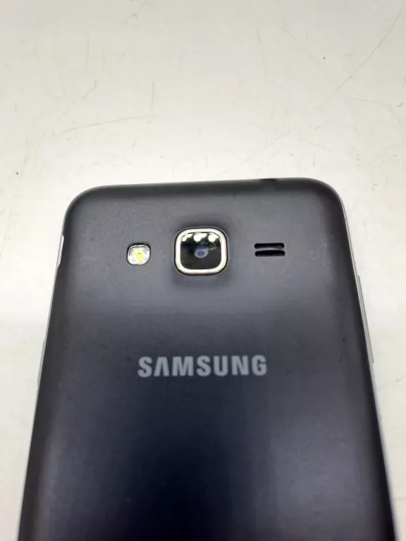 TELEFON SAMSUNG GALAXY J3 2016 SM-J320FN 8GB CZARNY