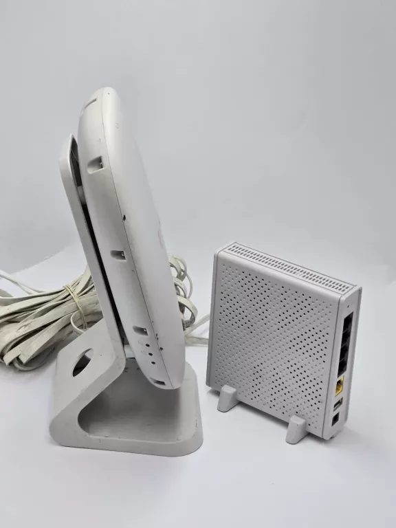 ZESTAW ROUTER T-MOBILE HOME OFFICE BOX 5G ODU IDU OKABLOWANIE