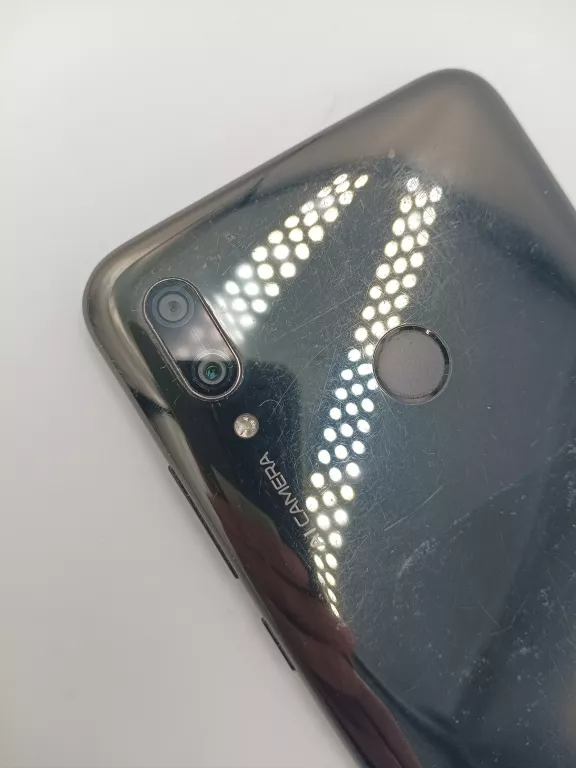 TELEFON HUAWEI P SMART 2019+ŁADOWARKA