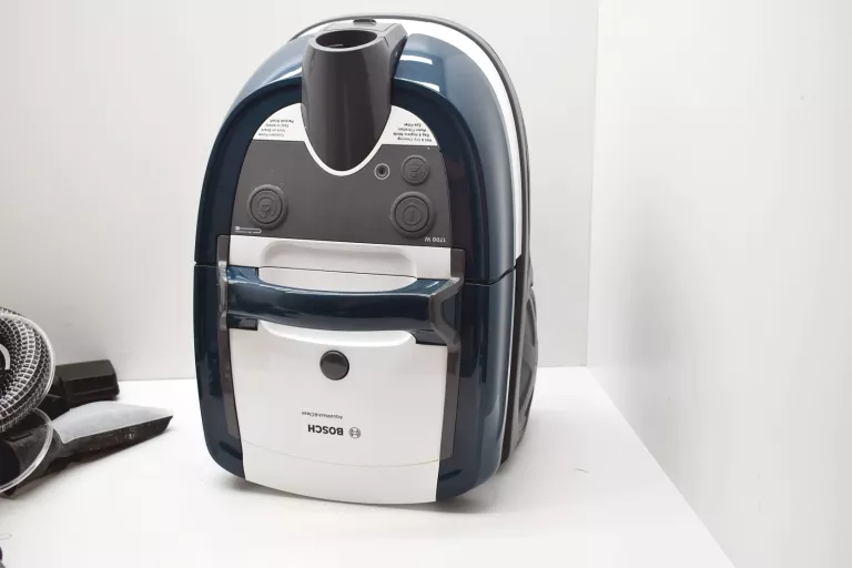 ODKURZACZ BOSCH AQUA WASH CLEAN BWD41720