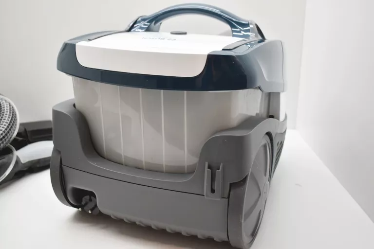 ODKURZACZ BOSCH AQUA WASH CLEAN BWD41720