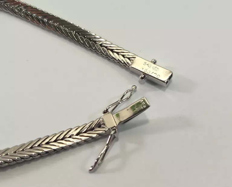 BRANSOLETKA BIAŁE ZŁOTO Z DIAMENTAMI I OPALEM PR.585 DŁ.18CM