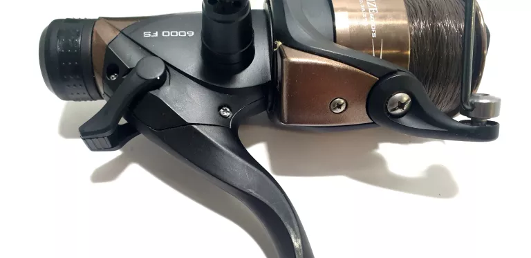 KOŁOWROTEK Z WOLNYM BIEGIEM MITCHELL AVOCET BRONZE III 6000FS STAN BDB