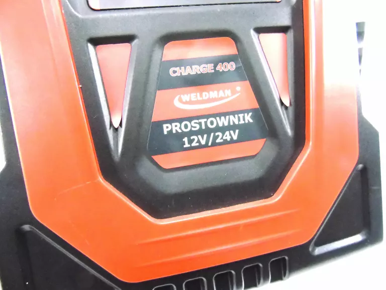 WELDMAN INTELIGENTNY PROSTOWNIK CHARGE 400 12/24V
