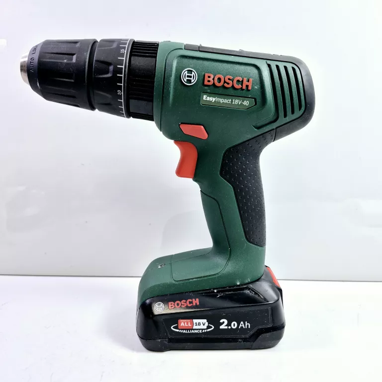 BOSCH EASY IMPACT 18V-40 WALIZKA