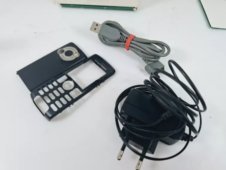TELEFON KOMÓRKOWY SONY ERICSSON K510I – KOMPLET Z PUDEŁKIEM I AKCESORIAMI