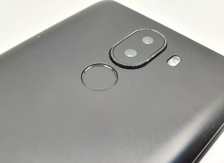 DOOGEE X60 1/8GB PĘKNIĘTA SZYBKA I OBUDOWA