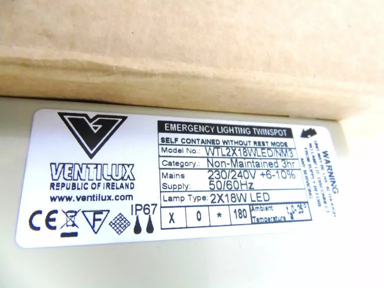 OŚWIETLENIE AWARYJNE Z AKUMULATOREM VENTILUX WTL2