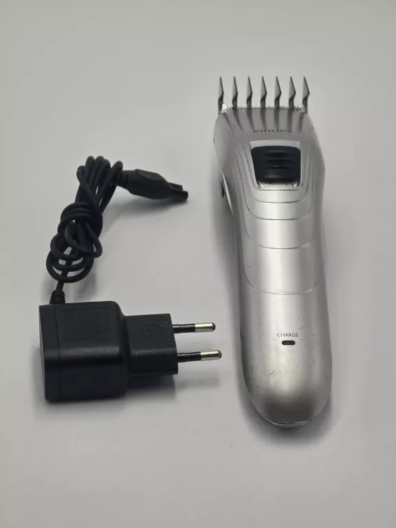 MASZYNKA DO STRZYŻENIA PHILIPS QC 5130 Z ZASILACZEM
