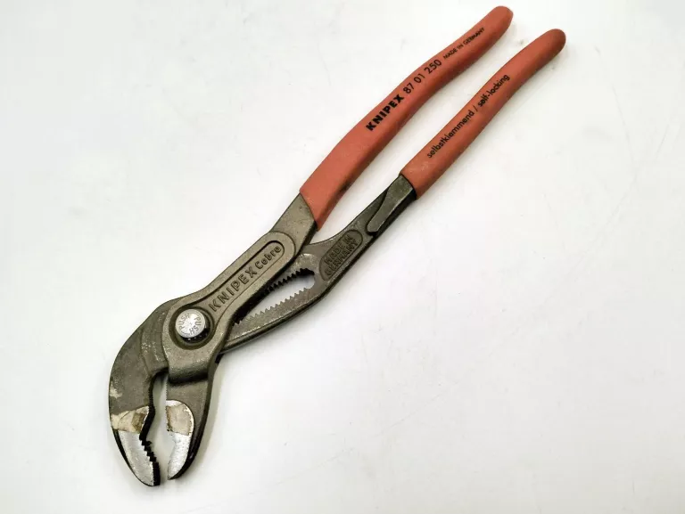 KNIPEX SZCZYPCE DO RUR COBRA KLUCZ NASTAWNE DO NAKRĘTEK 87 01 250 250 MM