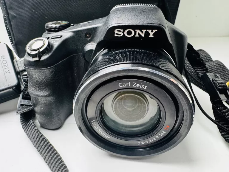 APARAT SONY DSC HX200V