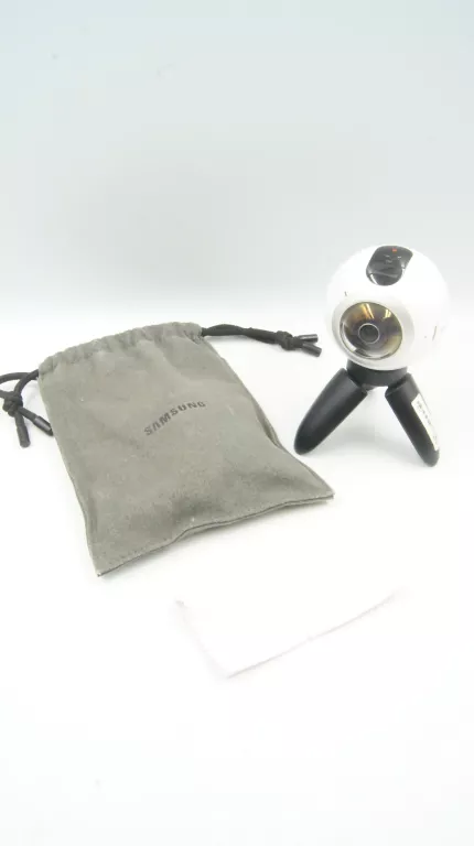 KAMERA SPORTOWA SAMSUNG GEAR 360 FUTERAŁ