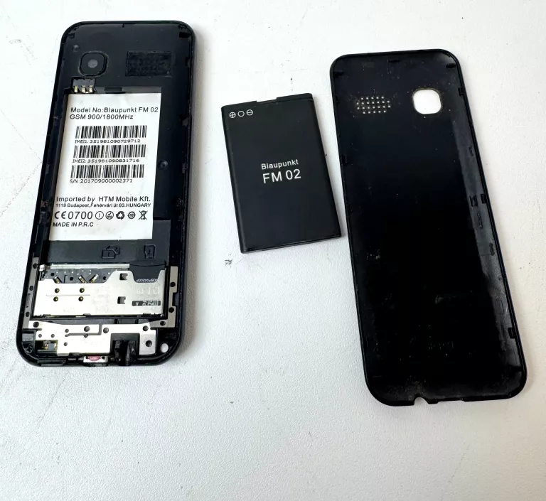 TELEFON Z KLAWIATURĄ BLAUPUNKT FM02 + ŁADOWARKA