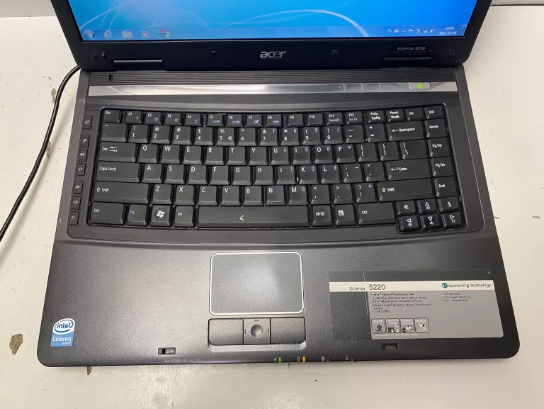 LAPTOP ACER EXTENSA 5220 CELERON 2/120GB