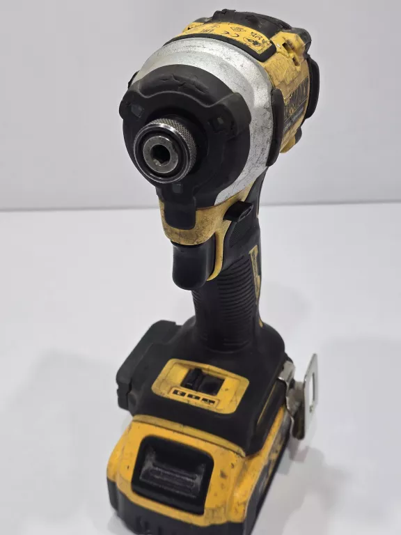 ZAKRĘTARKA DEWALT DCF850 Z AKUMULATOREM