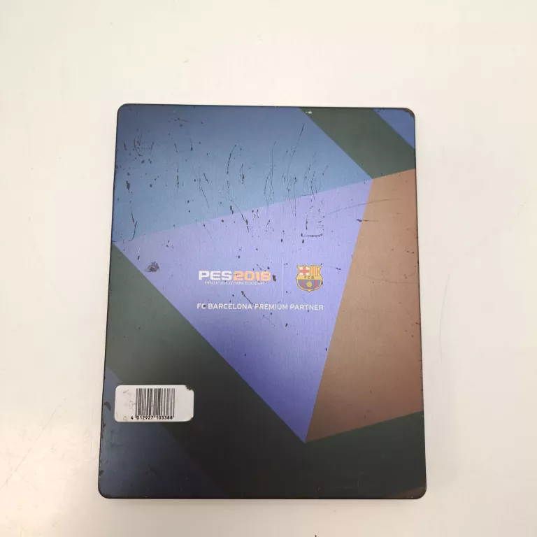 PRO EVOLUTION SOCCER 2018 STEELBOOK PS4