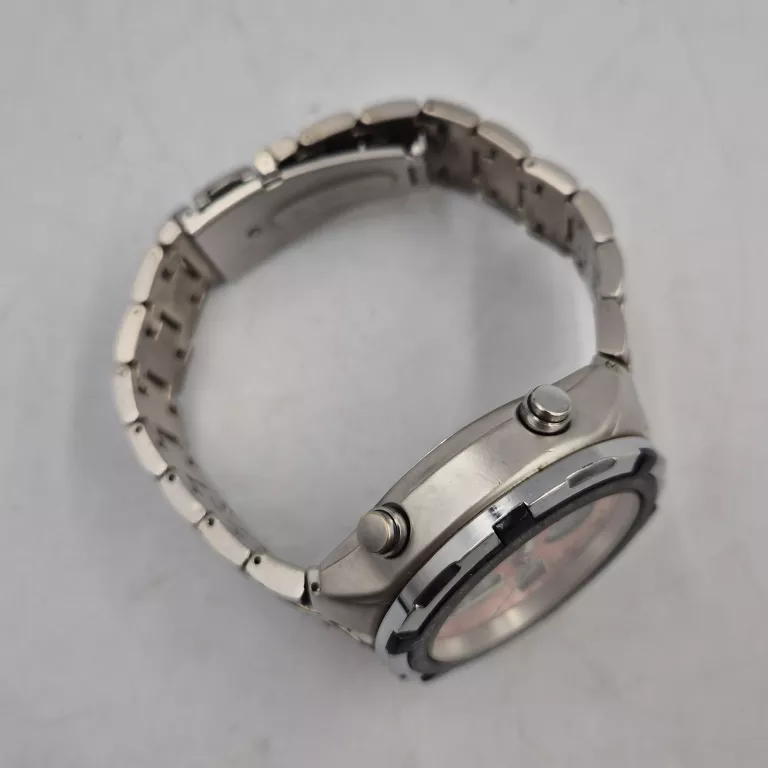 ZEGAREK VIVE 205G