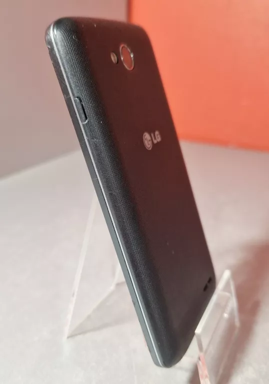 TELEFON LG L90