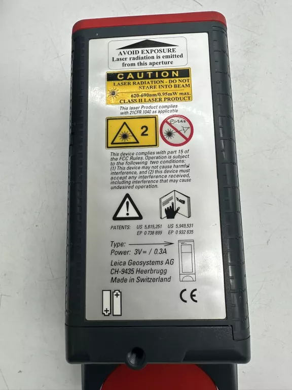 dalmierz-leica-disto-classic-5-etui-stan-11323-2