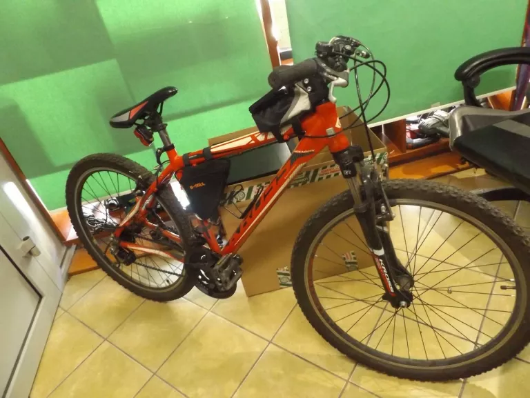 ROWER GÓRSKI KROSS HEXAGON X1 26CALI RAMA 19CAL